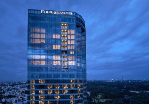 imgi_25_Embassy-One6856